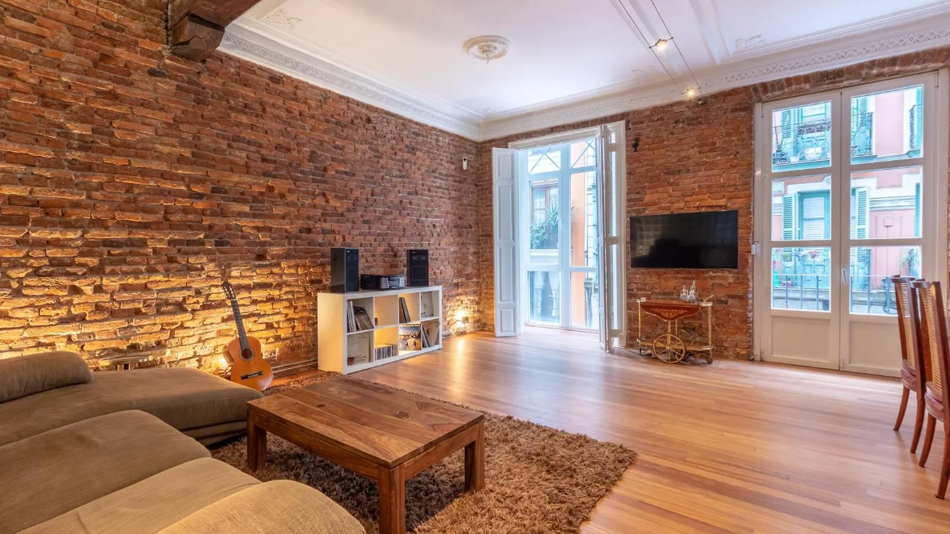 Encantador Apartamento En El Casco Antiguo De Bilbao contacts